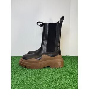 WMNS Bottega Veneta Black Leather Chelsea Boots Size 38 US8